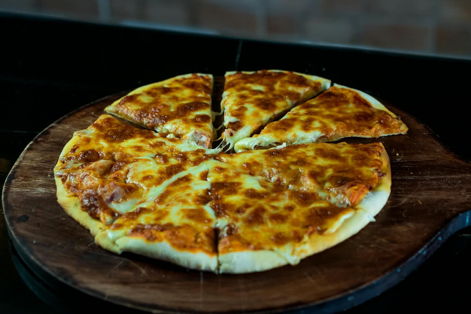 Calzone Jamón y Queso